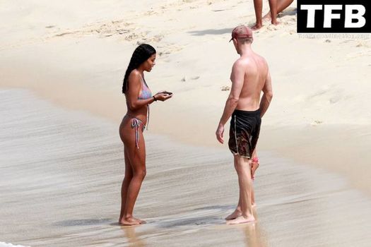 Tina Kunakey