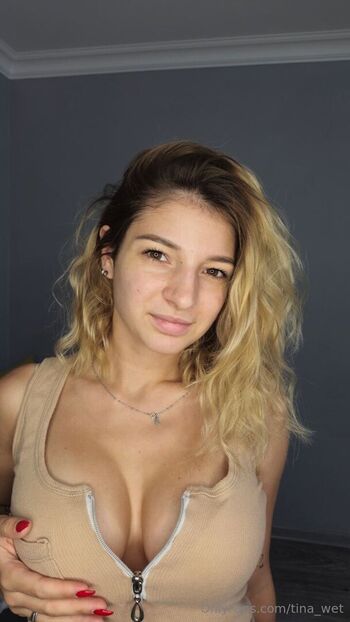 tina_wet