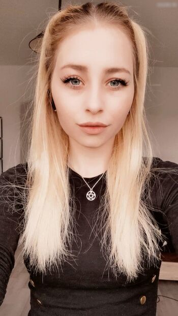 Tinuvielx / xLuthien