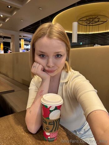 tiny_kinyy