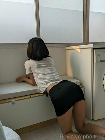 tiny_nympho_free