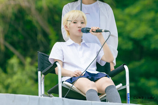 tiny.pretty.j