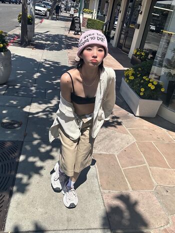 tiny.pretty.j