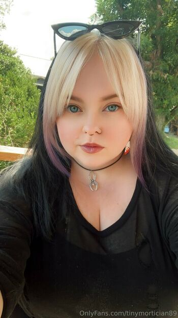 tinymortician89