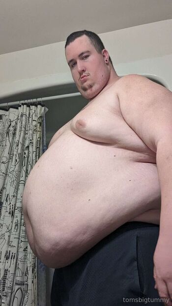 tomsbigtummy