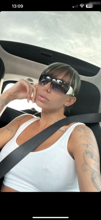 Toni Trips