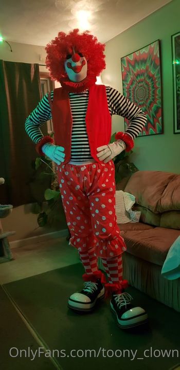 toony_clown
