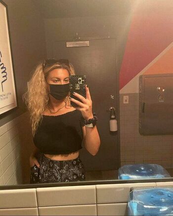 Tori Kelly
