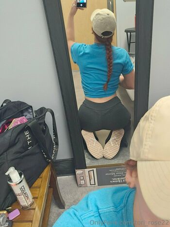 tori_rose22