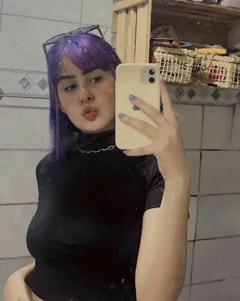 tori_vicks