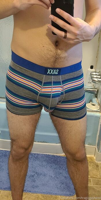 tragicgaynerd