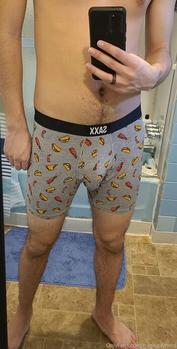 tragicgaynerd