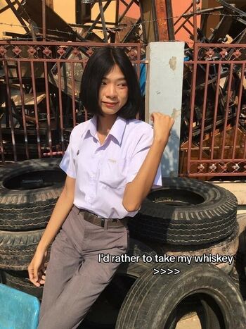 Trans Ladyboy Lily