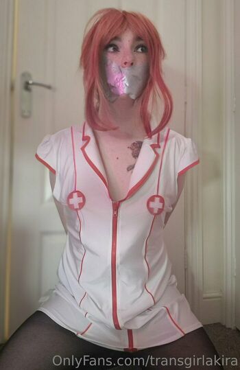 transgirlakira