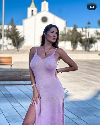 Travellara34