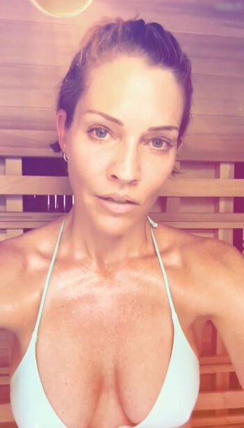 Tricia Helfer