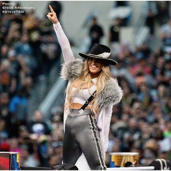 Trish Stratus