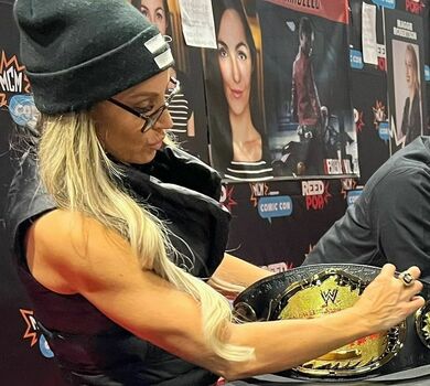 Trish Stratus