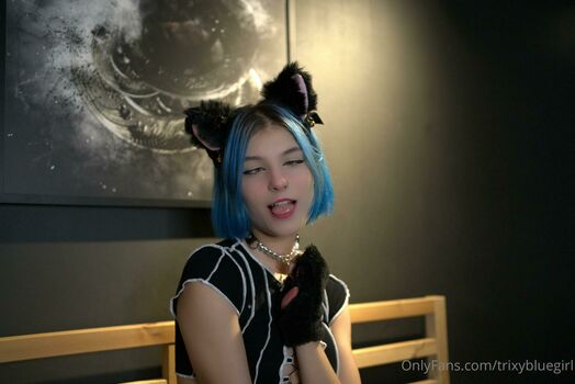 Trixy Blue