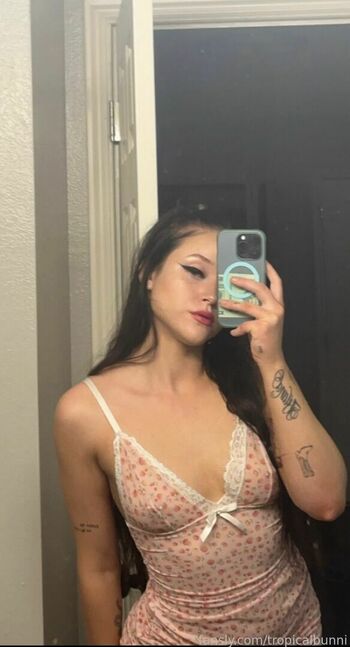 Tropical Bunni