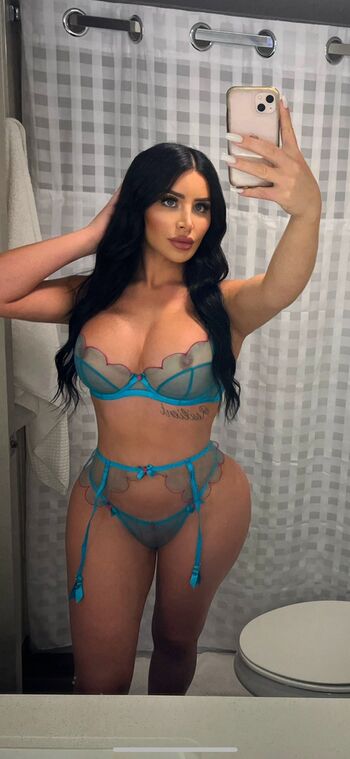 TS Jasmine Valentina