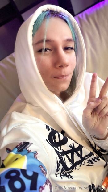 tsgirl_emiria