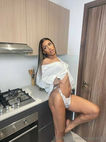 tsvivyexotic