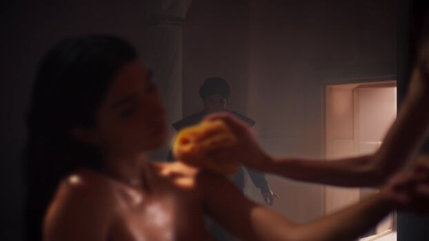 Tuba Büyüküstün