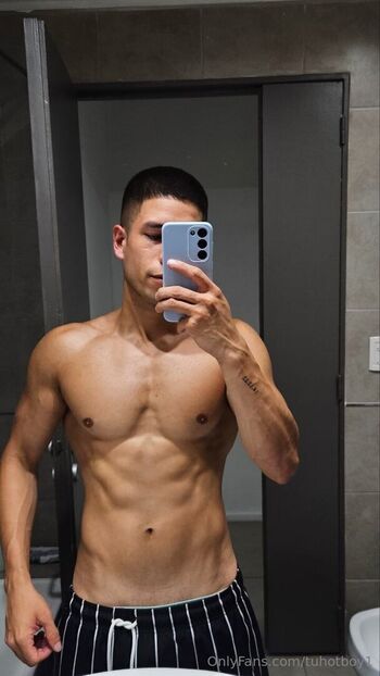 tuhotboy1