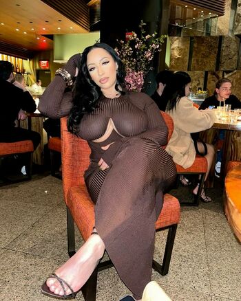 tylea_adore