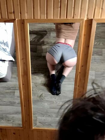 unh0lyvixen_18