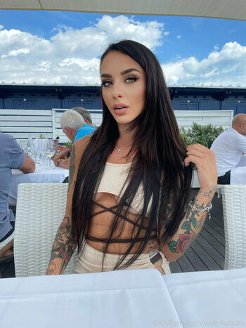 valeriamoxx