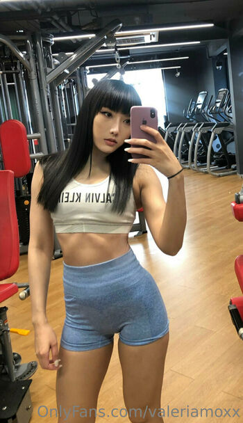 valeriamoxx