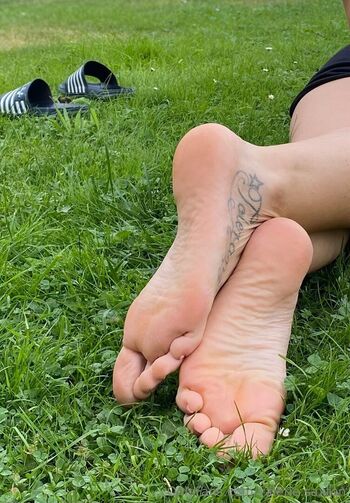 valerie.saxton