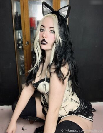 Valerie Vampyr