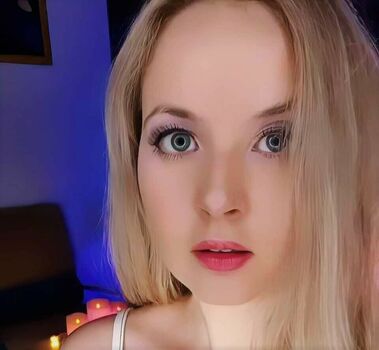 Valeriya ASMR