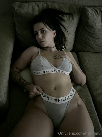 Valu Herrera