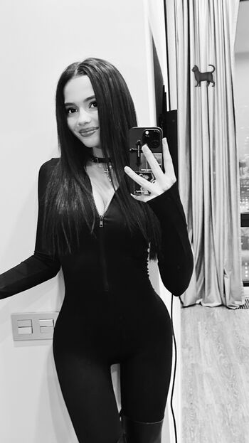 Valya Karnaval