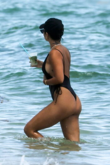 Vanessa Hudgens
