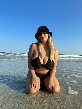 Vanessaa83