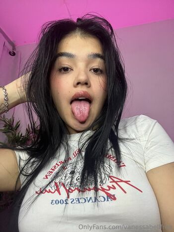 vanessabellfree