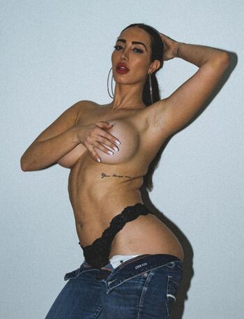 vanessaluis_91