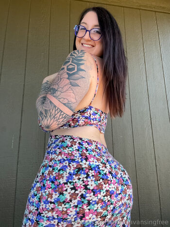veronicavansingfree