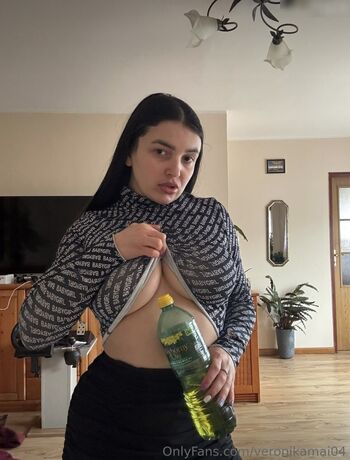 Veronikamai04