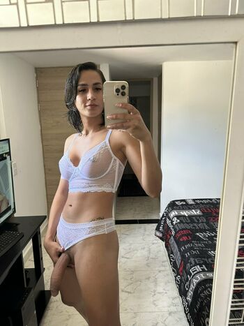 Veruzca_bigcock