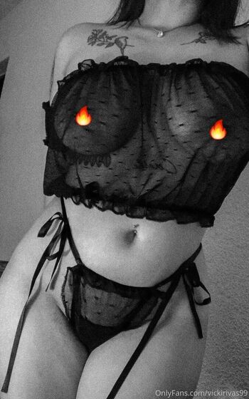 vickirivas99