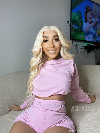 VickiVoss
