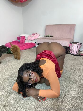 vickyhyugaa