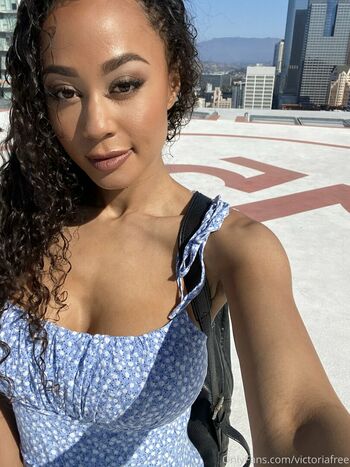 victoria_sfw