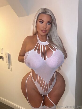 victorialilyx